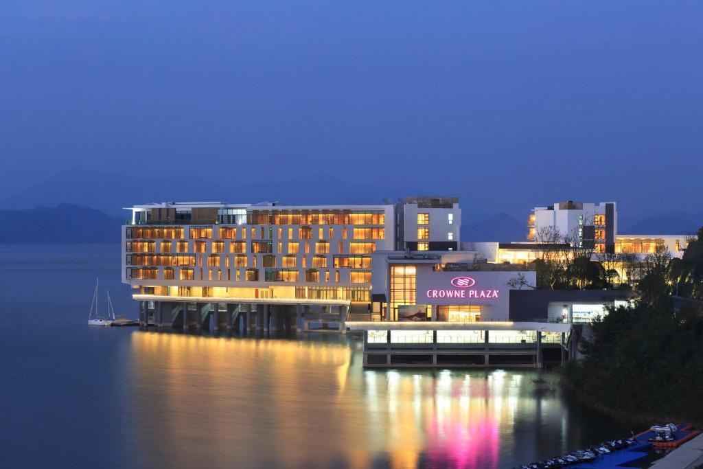 Crowne Plaza Huangshan Taiping Lake, An Ihg Hotel Luaran gambar